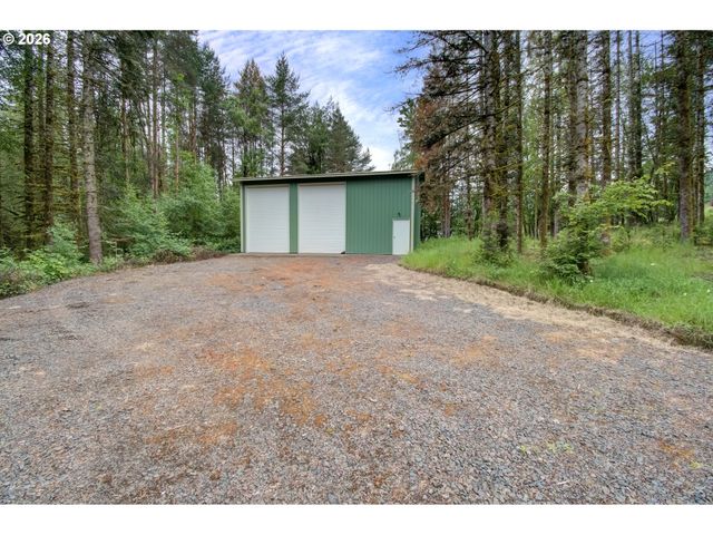 137 S LUOMA Rd, Woodland, WA 98674