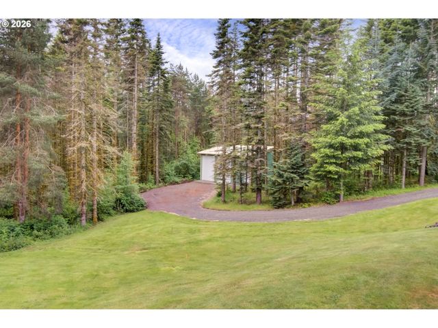 137 S LUOMA Rd, Woodland, WA 98674