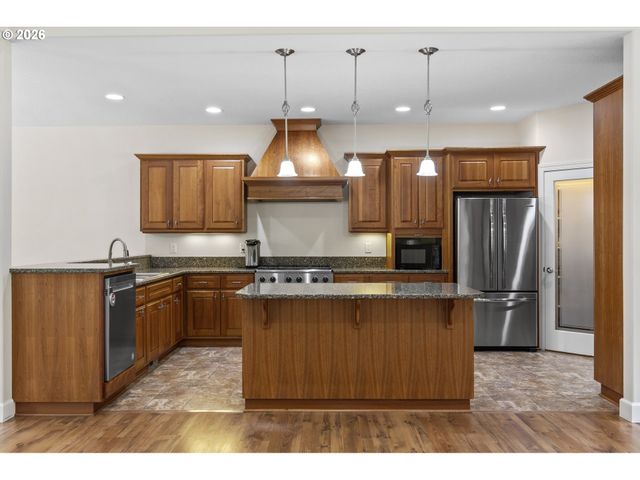 137 S LUOMA Rd, Woodland, WA 98674