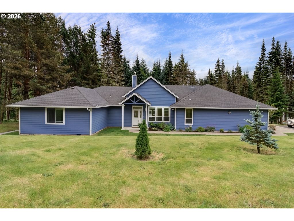 137 S LUOMA Rd, Woodland, WA 98674
