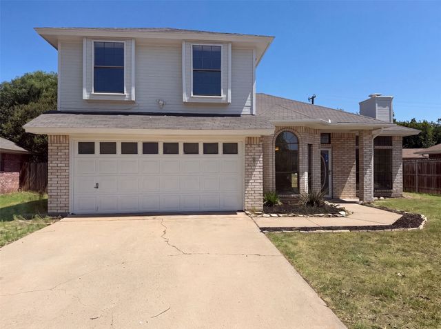 6612 Lakeside Drive, Lake Worth, TX 76135