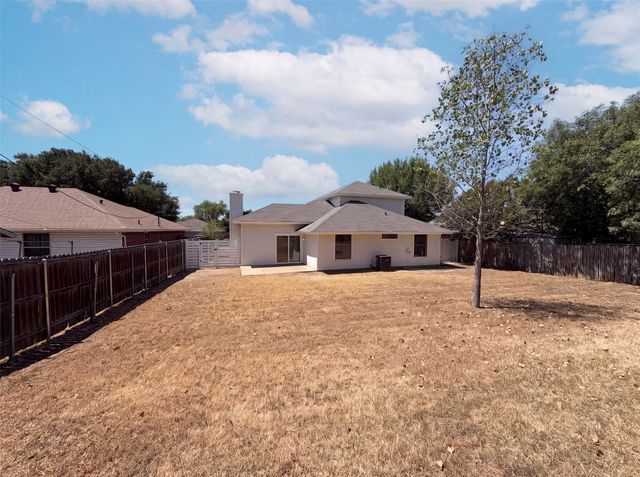 6612 Lakeside Drive, Lake Worth, TX 76135