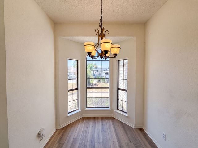 6612 Lakeside Drive, Lake Worth, TX 76135