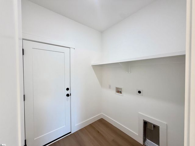 179 Cedar Avenue, Wellford, SC 29385