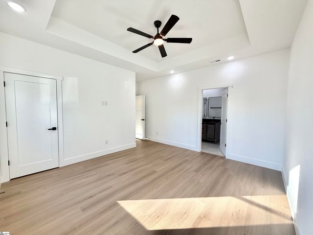 179 Cedar Avenue, Wellford, SC 29385