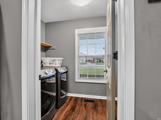 4505 Gaton Court, New Haven, IN 46774