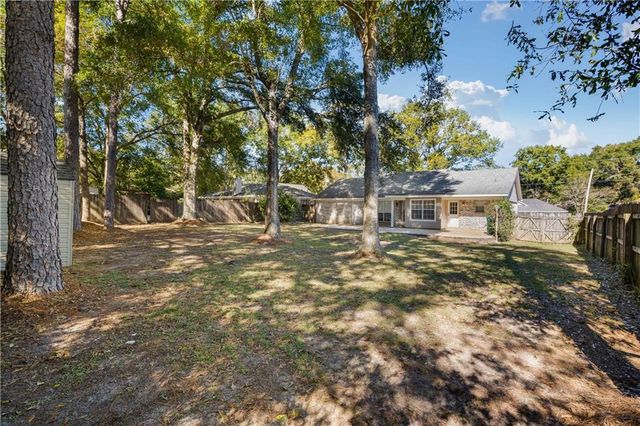 9425 Yorktowne Way, Mobile, AL 36695