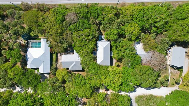 1951 W Shell Lane, Vero Beach, FL 32963