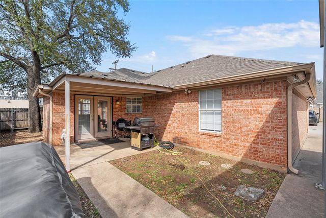1118 Bagby Avenue, Waco, TX 76706