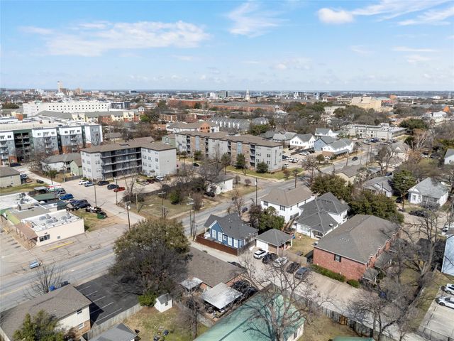 1118 Bagby Avenue, Waco, TX 76706