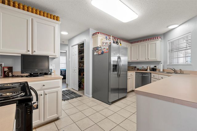 1118 Bagby Avenue, Waco, TX 76706