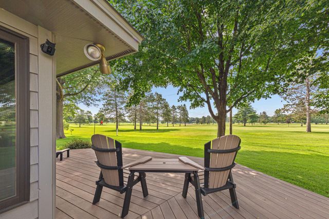 24 Greenhaven Bay, Faribault, MN 55021