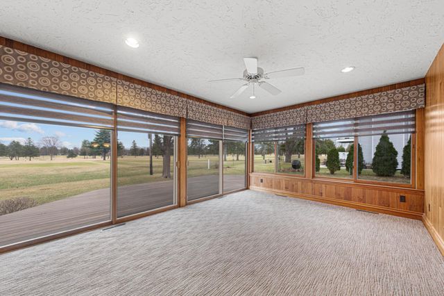 24 Greenhaven Bay, Faribault, MN 55021