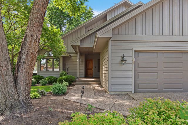 24 Greenhaven Bay, Faribault, MN 55021