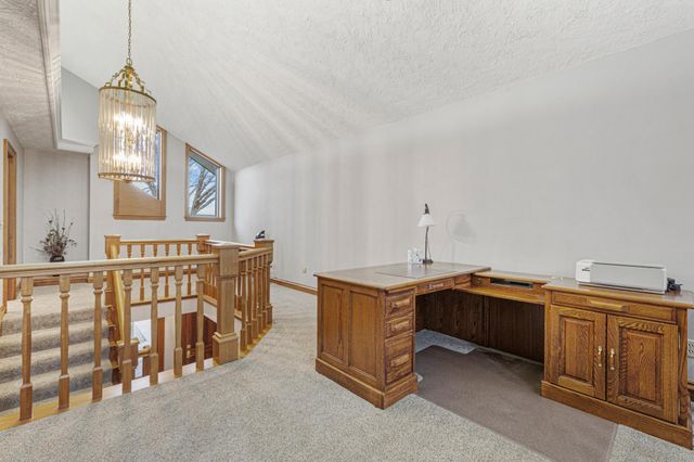 24 Greenhaven Bay, Faribault, MN 55021