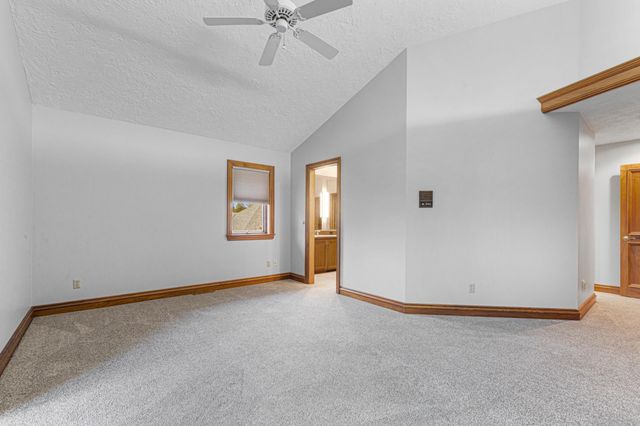 24 Greenhaven Bay, Faribault, MN 55021