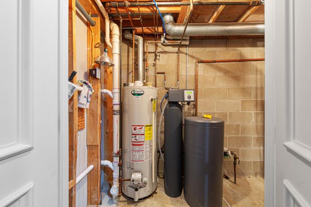 24 Greenhaven Bay, Faribault, MN 55021