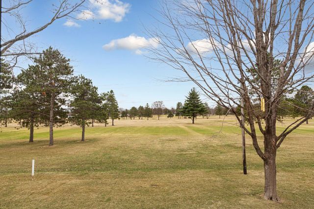 24 Greenhaven Bay, Faribault, MN 55021