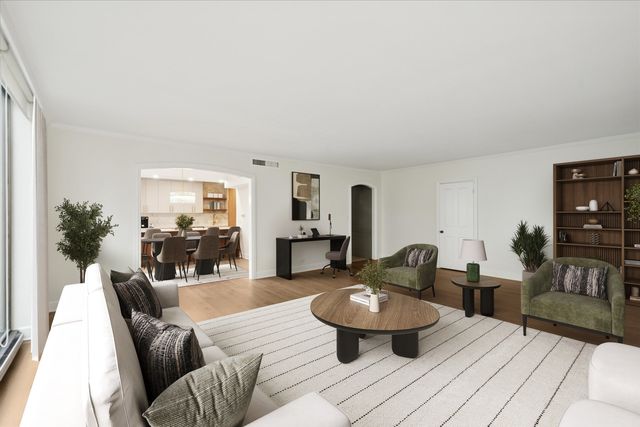 1420 Sheridan Road 3i, Wilmette, IL 60091