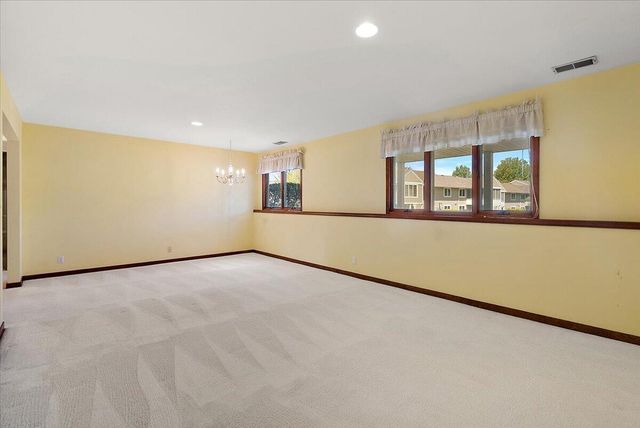 846 Claremont Court, Laketown Twp, MI 49423