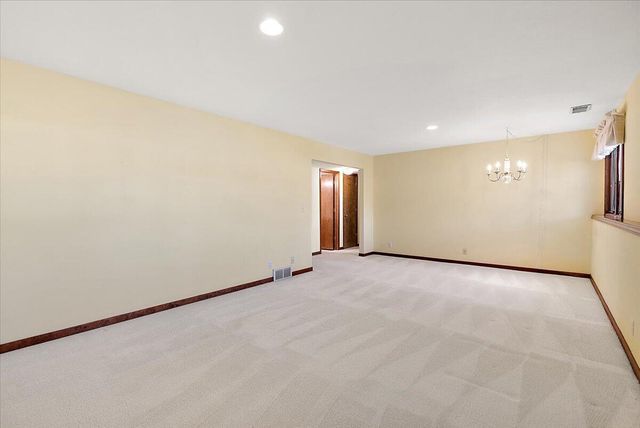846 Claremont Court, Laketown Twp, MI 49423