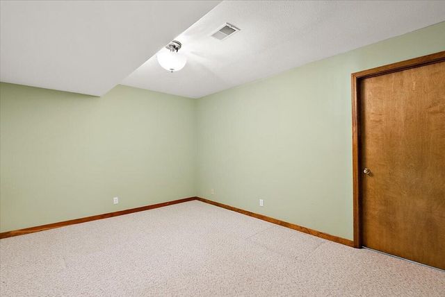 846 Claremont Court, Laketown Twp, MI 49423