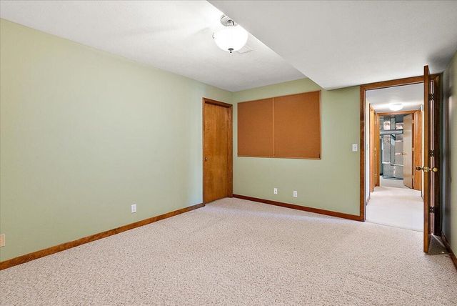 846 Claremont Court, Laketown Twp, MI 49423