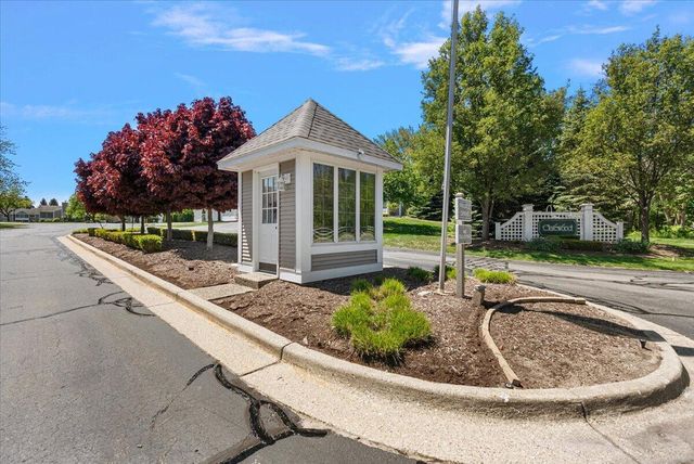 846 Claremont Court, Laketown Twp, MI 49423