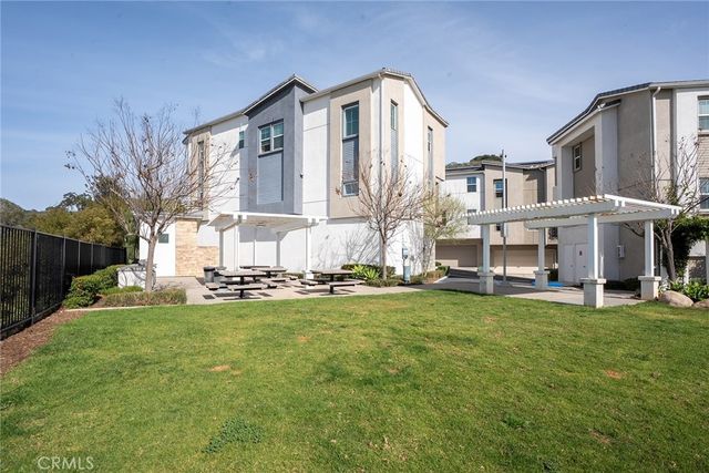 371 Fitzpatrick Rd 102, San Marcos, CA 92069