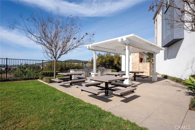 371 Fitzpatrick Rd 102, San Marcos, CA 92069