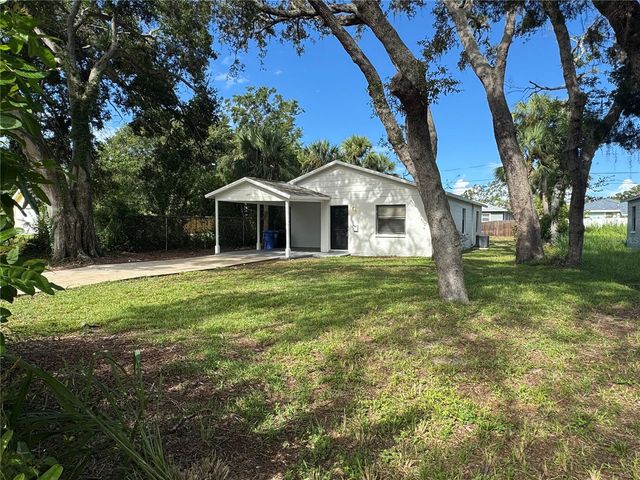 1645 39TH STREET S, St Petersburg, FL 33711