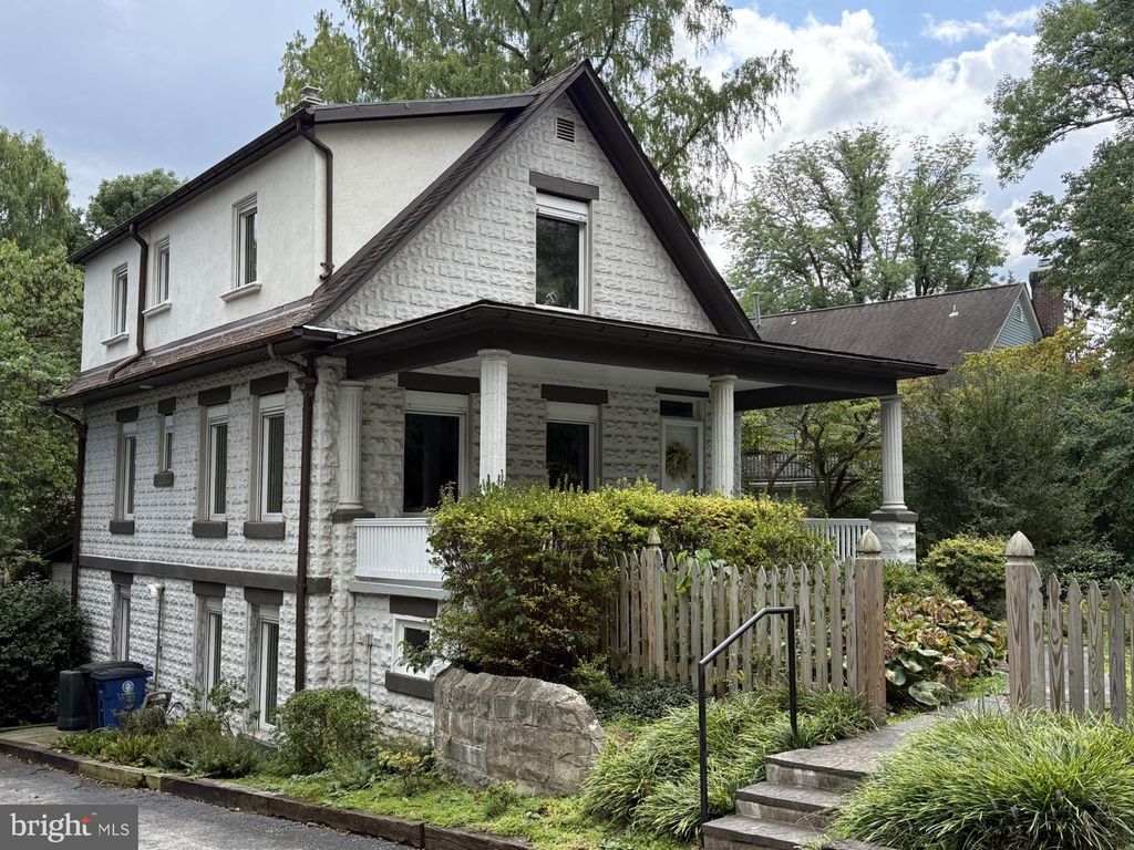 8809 JONES MILL RD, Chevy Chase, MD 20815