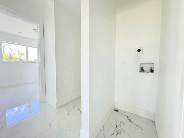 6507 Alexander Road, West Palm Beach, FL 33413
