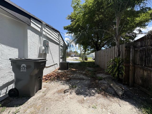 6507 Alexander Road, West Palm Beach, FL 33413
