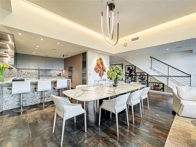 3501 N Ocean Dr V5, Hollywood, FL 33019