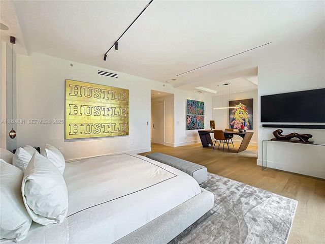 3501 N Ocean Dr V5, Hollywood, FL 33019