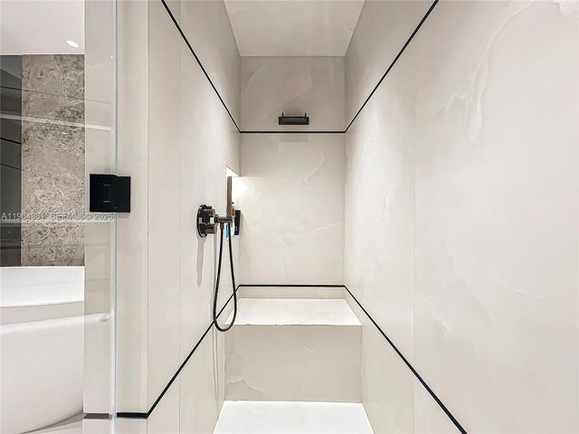 3501 N Ocean Dr V5, Hollywood, FL 33019