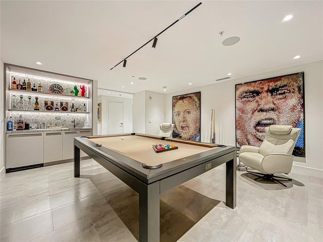 3501 N Ocean Dr V5, Hollywood, FL 33019