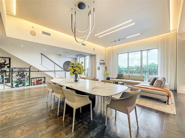 3501 N Ocean Dr V5, Hollywood, FL 33019