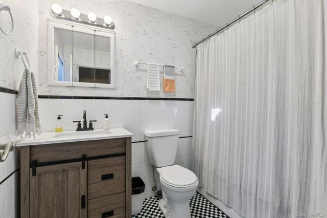 60 Green Avenue, Patchogue, NY 11772