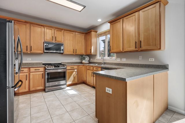11204 Thrush Creek Drive, Richmond, IL 60071