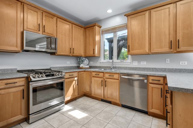 11204 Thrush Creek Drive, Richmond, IL 60071