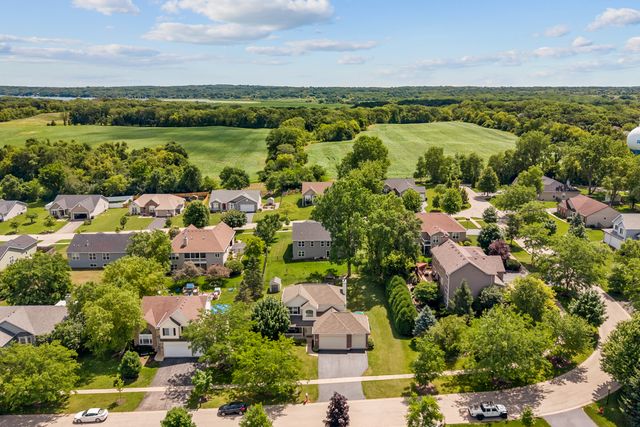 11204 Thrush Creek Drive, Richmond, IL 60071