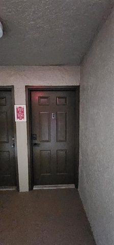 5005 Wiles Road 106, Coconut Creek, FL 33073