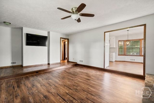 463 Arnoldsville Road, Winterville, GA 30683