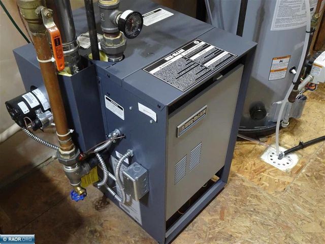 9245 Burris Drive, Cook, MN 55723