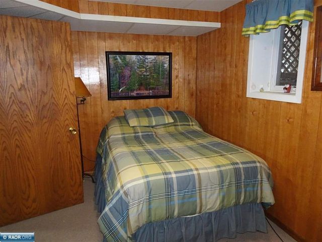 9245 Burris Drive, Cook, MN 55723