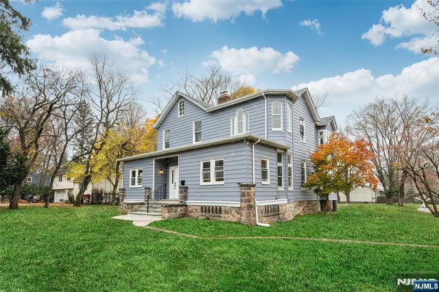 684 Closter Dock Road, Closter, NJ 07624