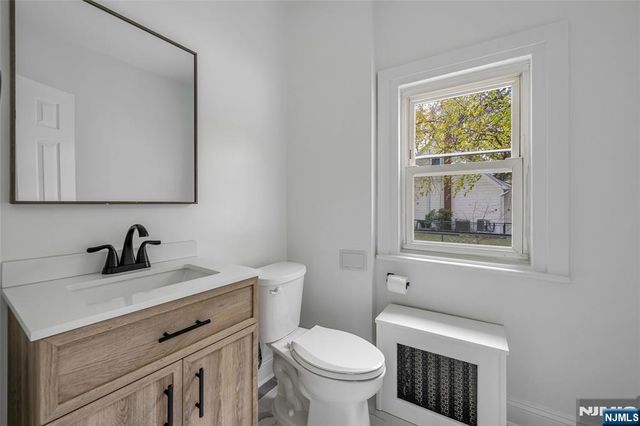 684 Closter Dock Road, Closter, NJ 07624