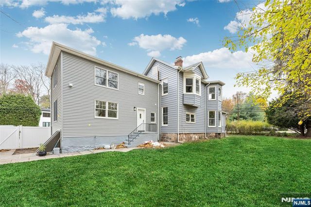 684 Closter Dock Road, Closter, NJ 07624